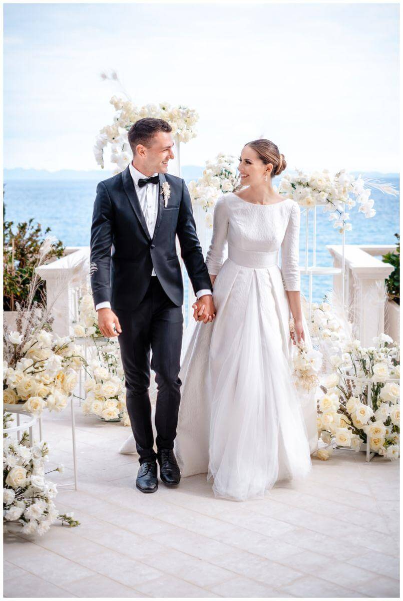 Luxus Hochzeit am Meer Kroatien Pool Hochzeitsfarbe Weiß Glamour